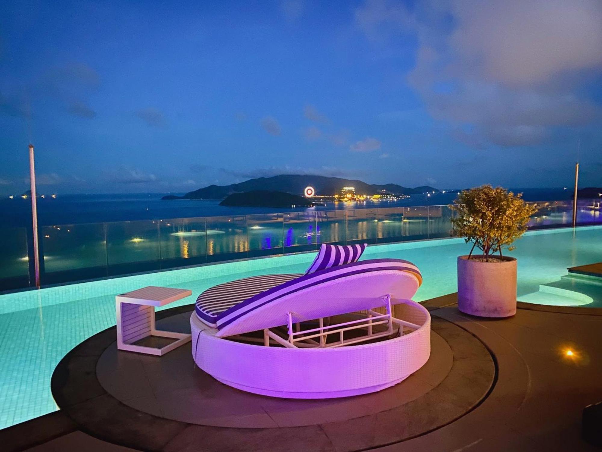 Coastal Panorama Oceanfront Suites Nha Trang Exteriér fotografie