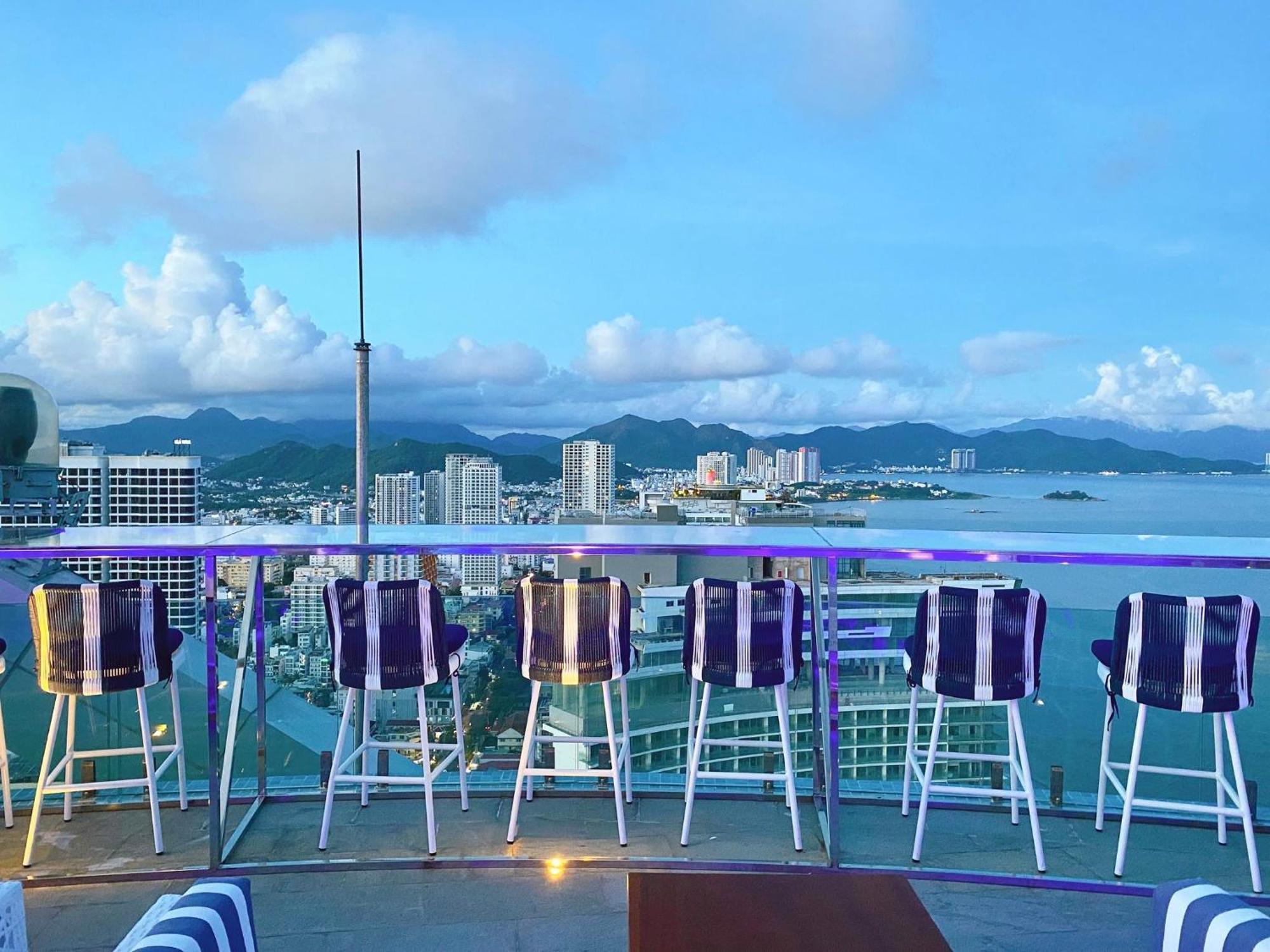 Coastal Panorama Oceanfront Suites Nha Trang Exteriér fotografie