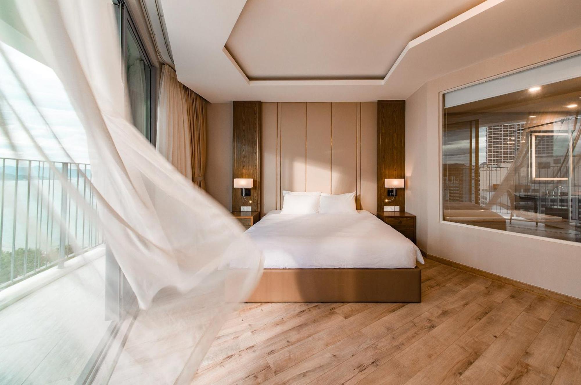 Coastal Panorama Oceanfront Suites Nha Trang Exteriér fotografie