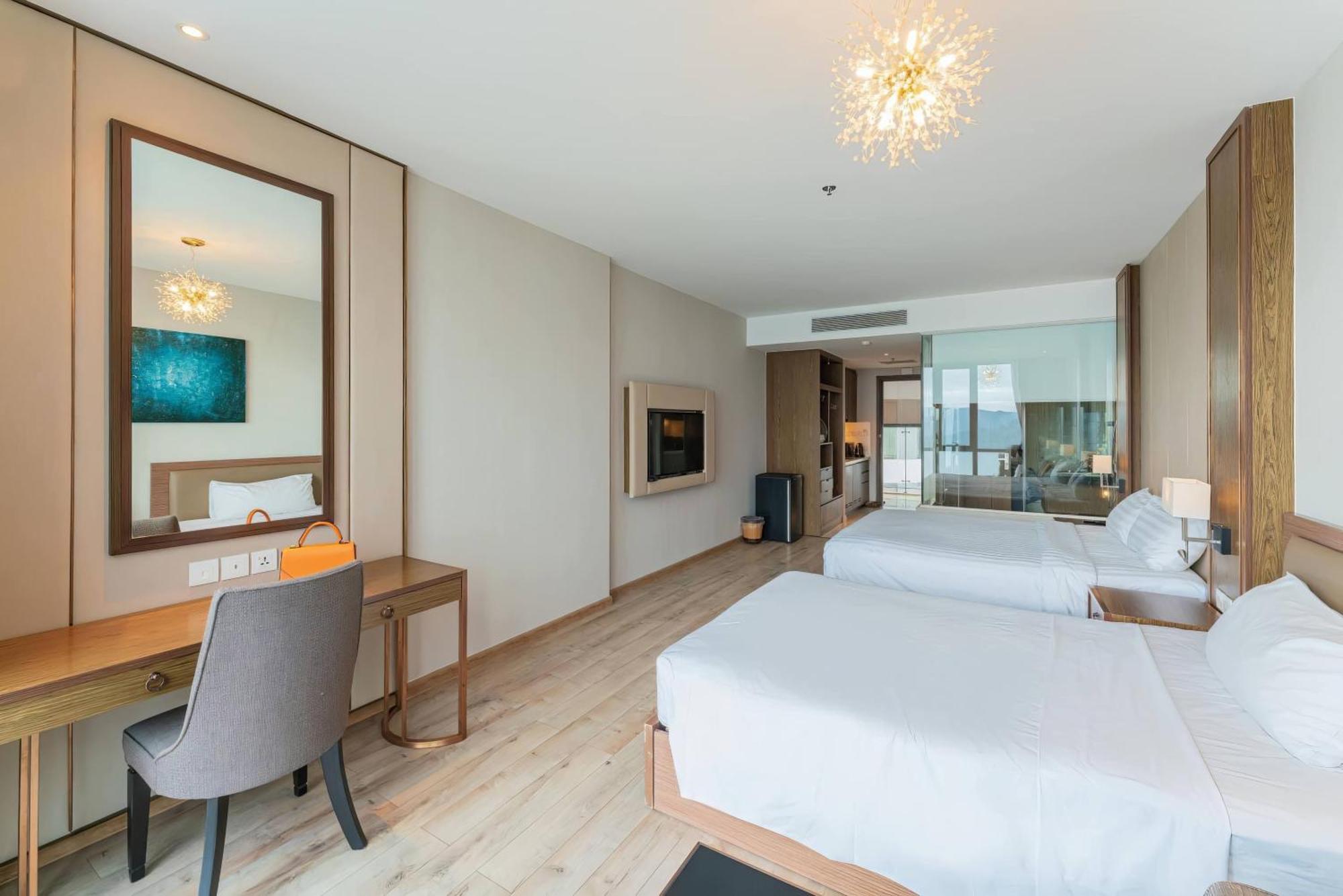 Coastal Panorama Oceanfront Suites Nha Trang Exteriér fotografie