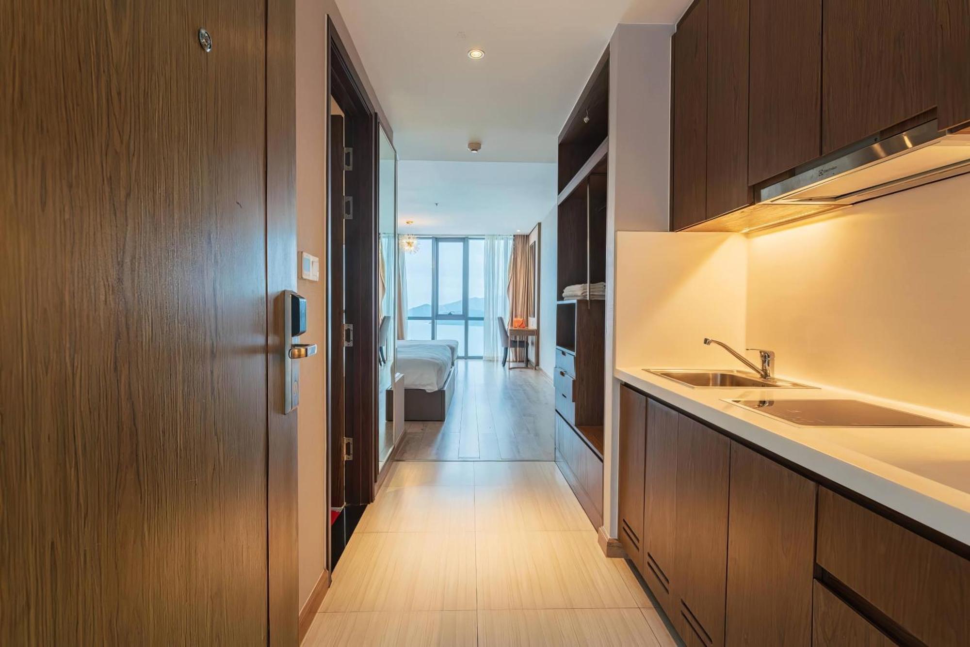 Coastal Panorama Oceanfront Suites Nha Trang Exteriér fotografie