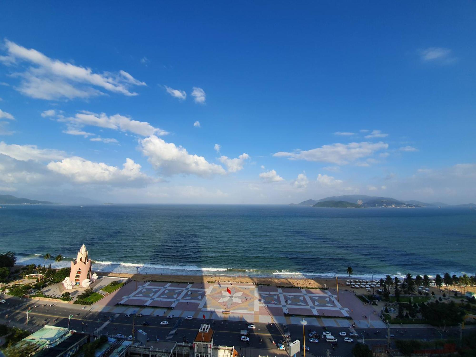 Coastal Panorama Oceanfront Suites Nha Trang Exteriér fotografie