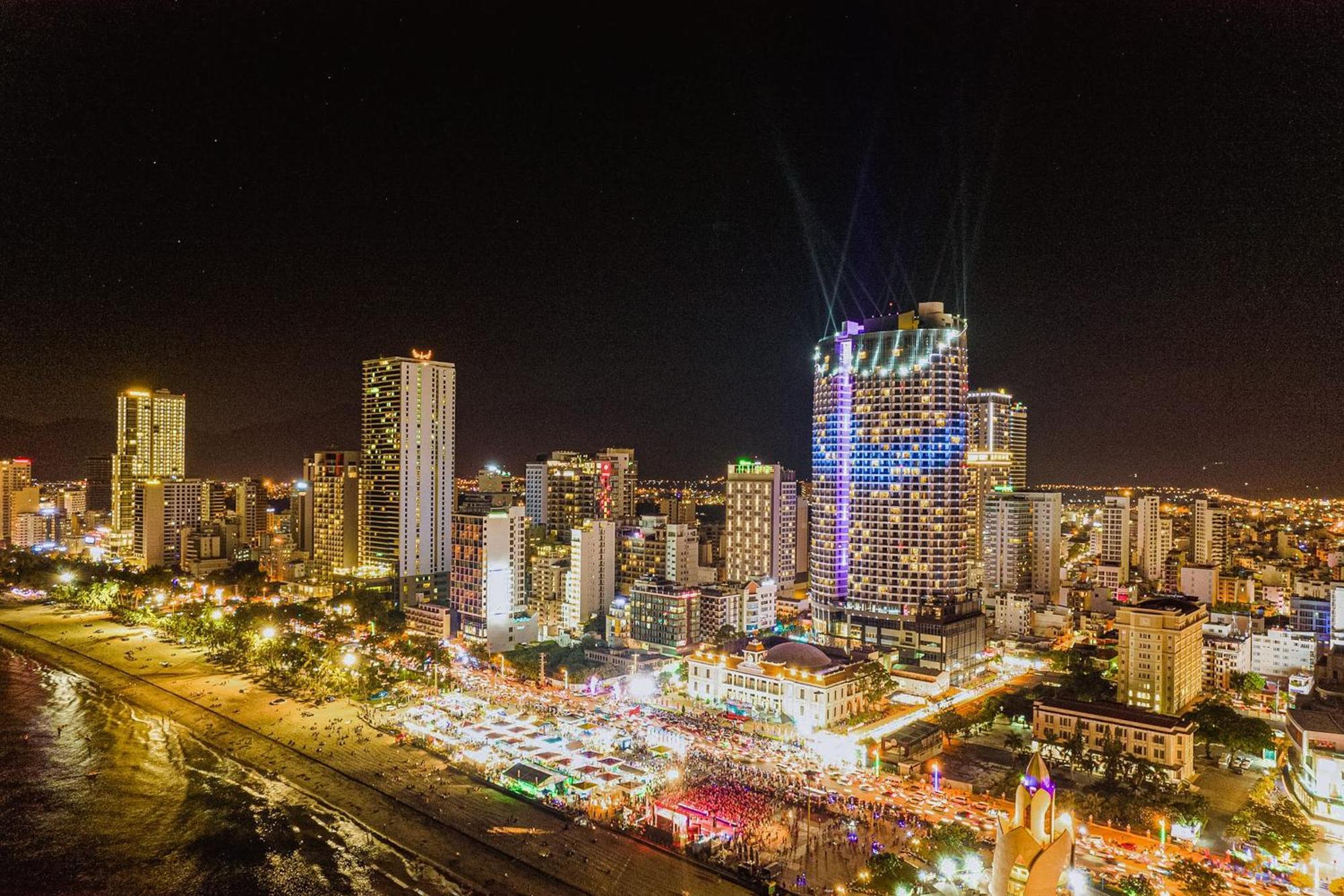 Coastal Panorama Oceanfront Suites Nha Trang Exteriér fotografie